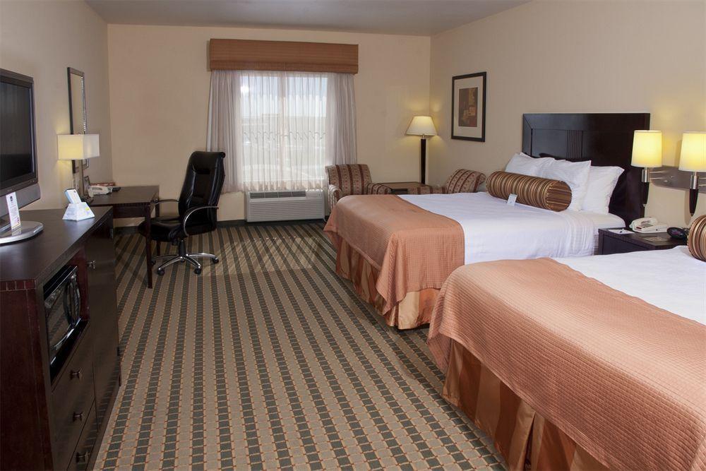 Best Western Plus Duncanville/Dallas Room photo